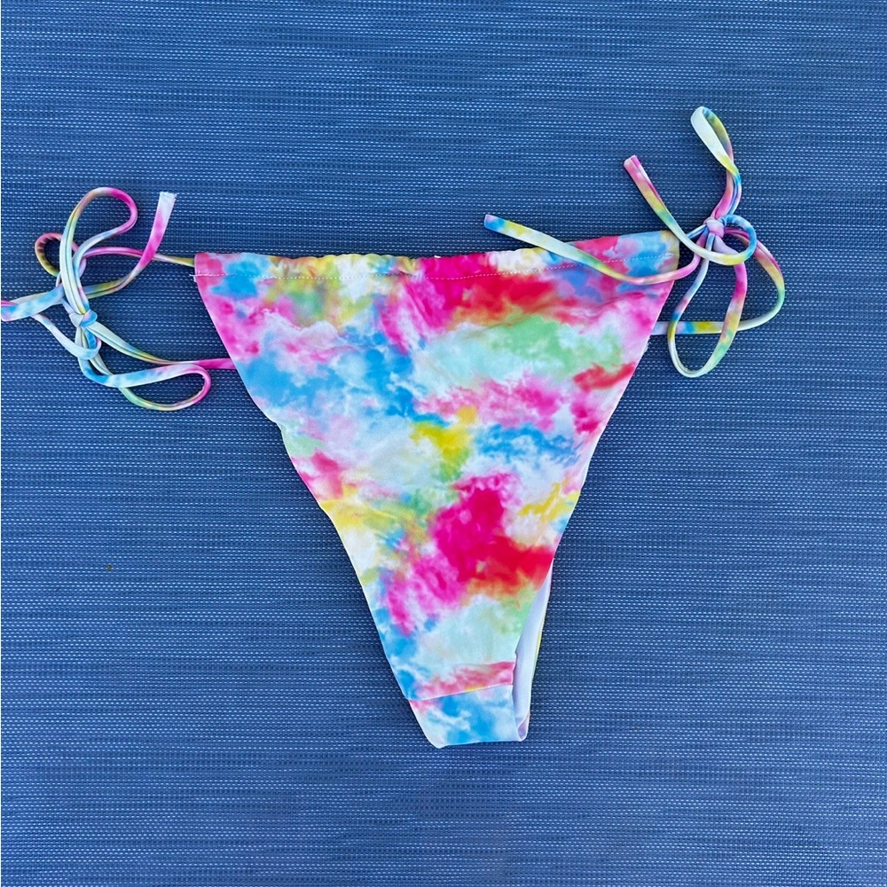Strapless Multi-Color Bikini - Picture 6 of 6
